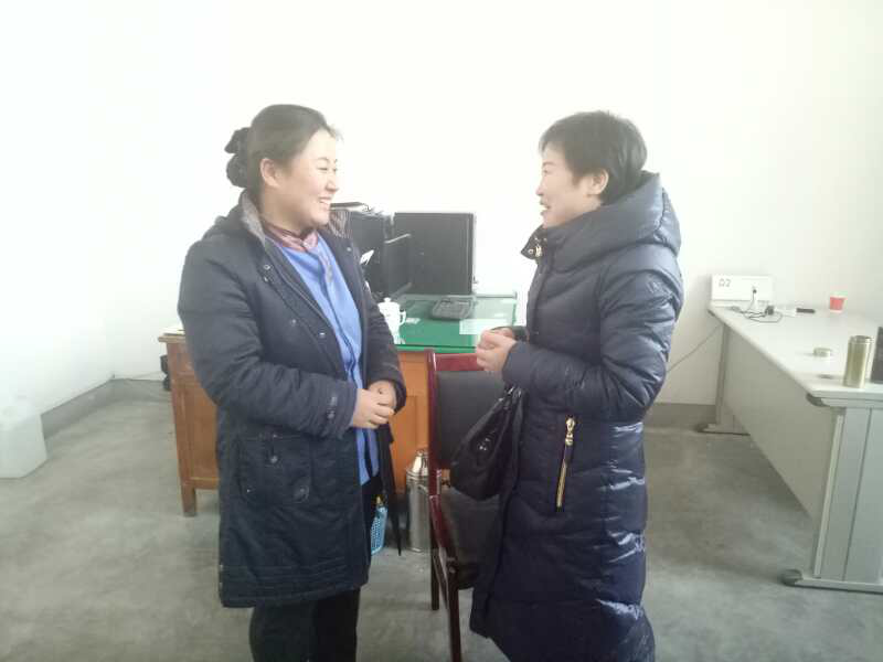 歷下區(qū)總工會(huì)、濟(jì)南市及歷下區(qū)兩級(jí)勞動(dòng)模范走訪慰問我公司特困職工