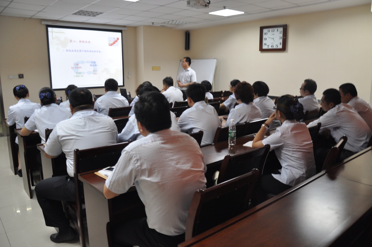 提高管理標(biāo)準(zhǔn) 爭做行業(yè)精英