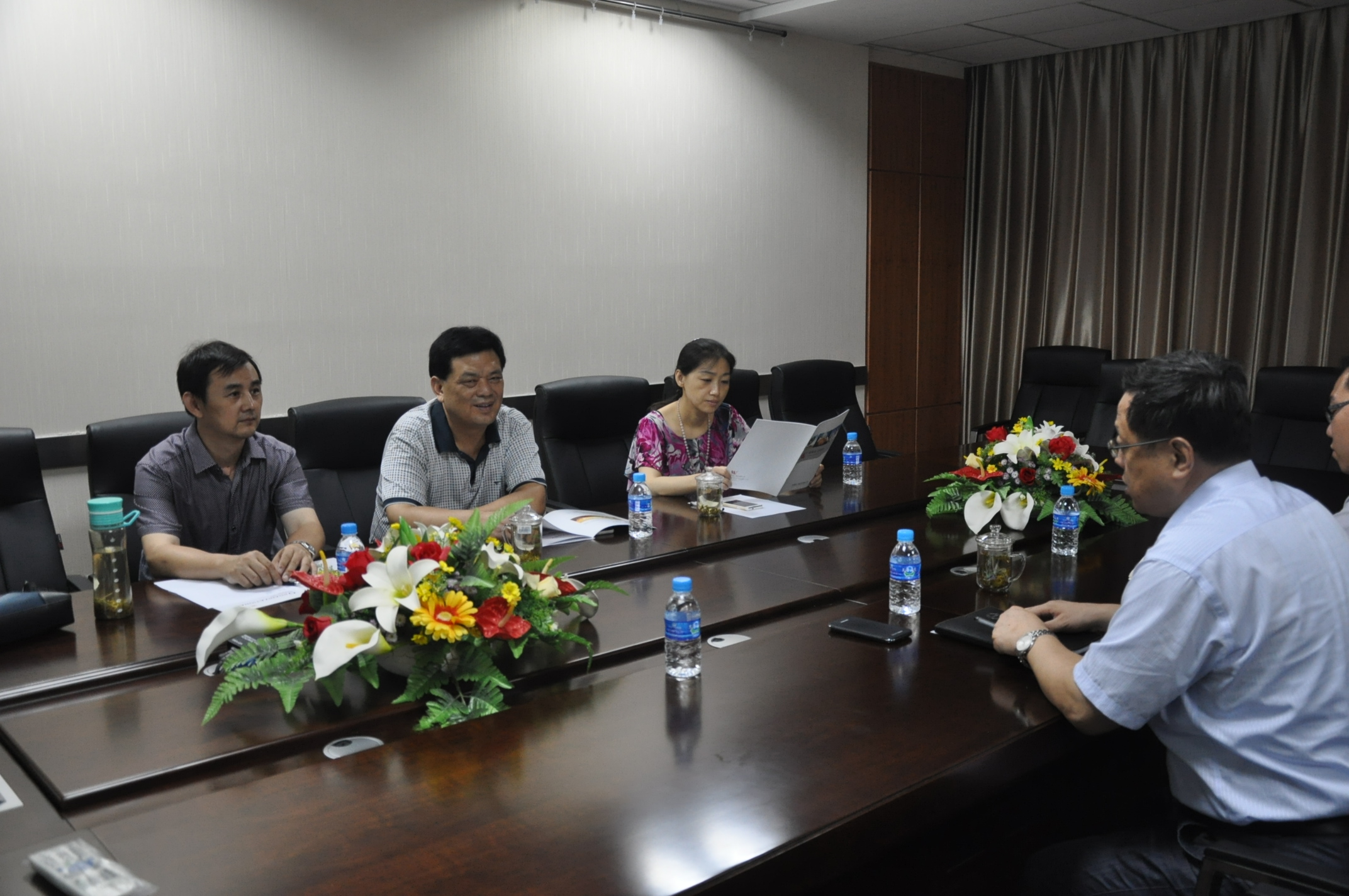 中國重汽集團領(lǐng)導(dǎo)到濟南連心物業(yè)有限公司調(diào)研