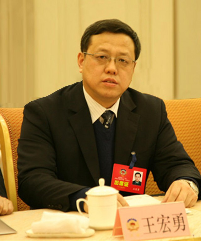 選擇“連心”就是選擇放心——記濟(jì)南市政協(xié)委員，濟(jì)南連心物業(yè)有限公司黨支部書記、董事長王宏勇